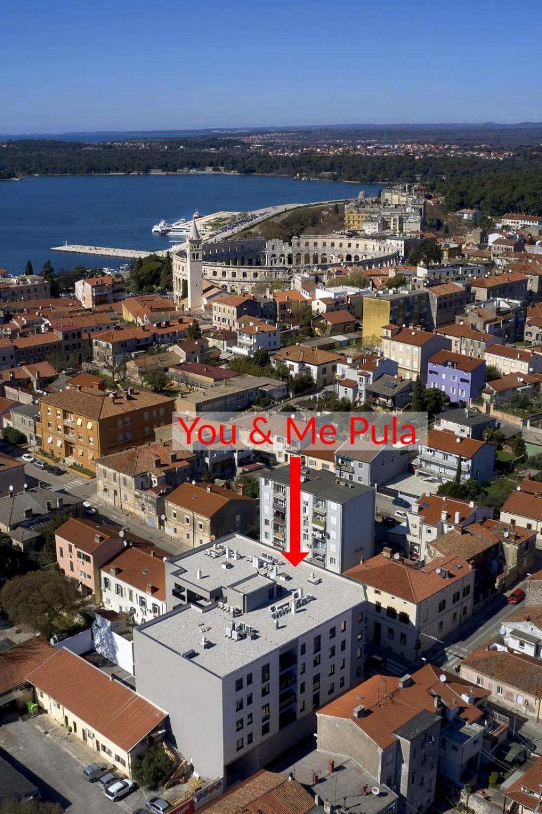 You & Me Pula With Garage Parking מראה חיצוני תמונה